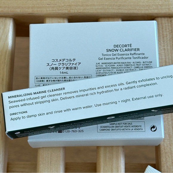 Deluxe Beauty Cleanser Bundle - Picture 3 of 9